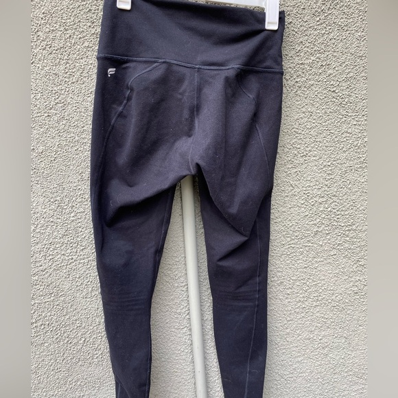 Pants - Black Cropped Fabletics Leggings